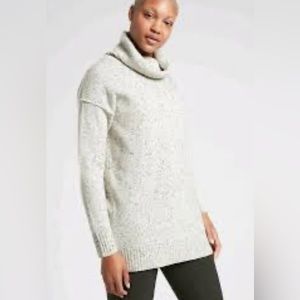 Athleta Tunic Sweater - Size Small